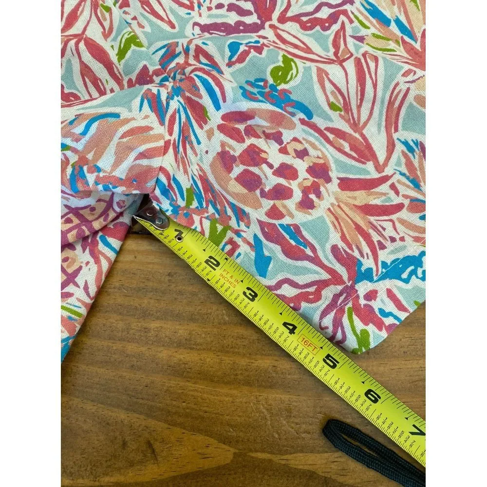 Women's‎ Pineapple pattern shorts size 6